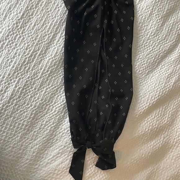 Veronica M Off the Shoulder Shirt (S) - Picture 5 of 7